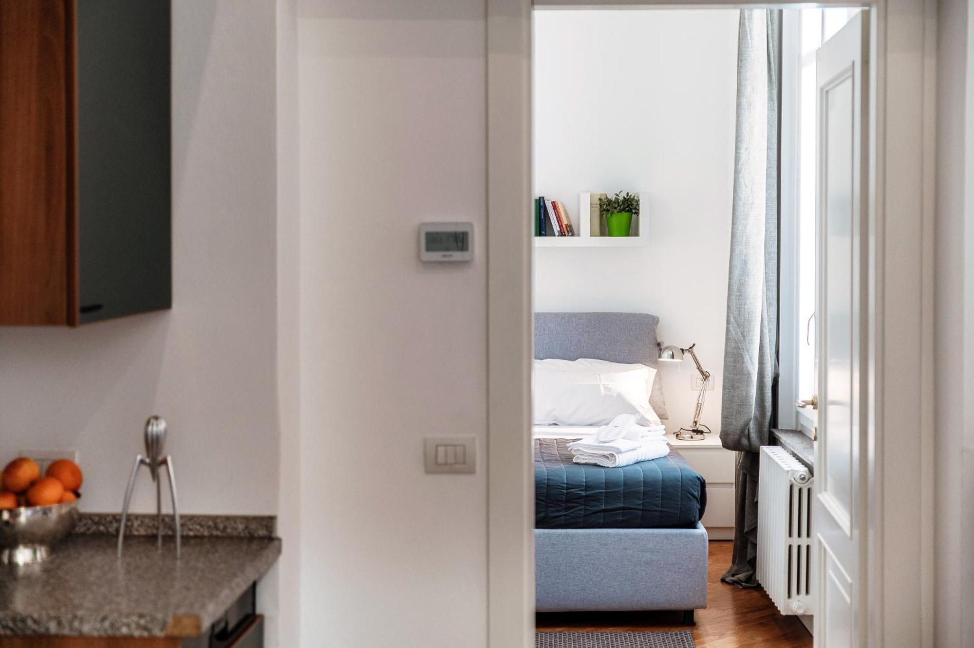 Vittorio Emanuele Apartment - Downtown โกโม ภายนอก รูปภาพ